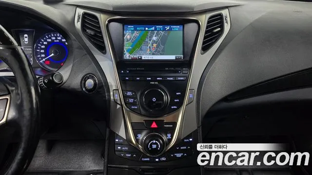 Hyundai Grandeur 2013 thumb 11