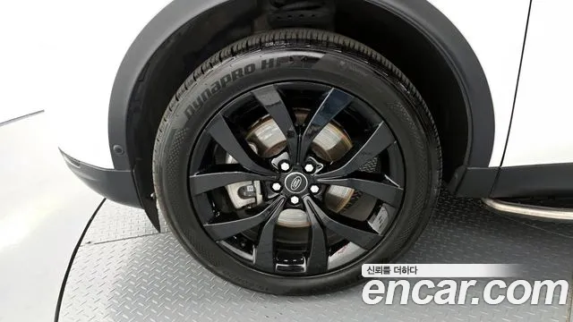Land Rover Discovery Sport 2021 thumb 12