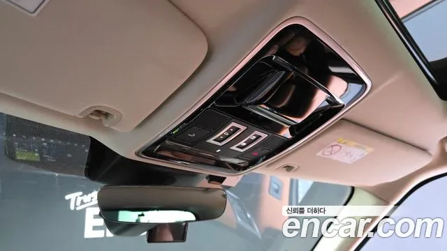 Land Rover Range Rover Sport 2017 thumb 11