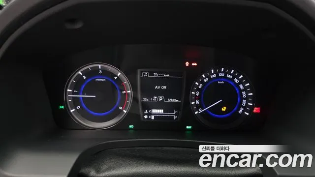 KGM Rexton 2019 thumb 2