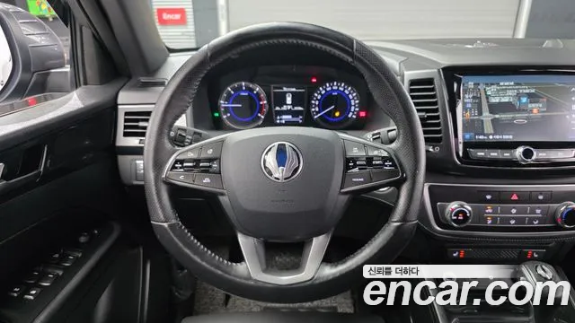 KGM Rexton 2019 thumb 11