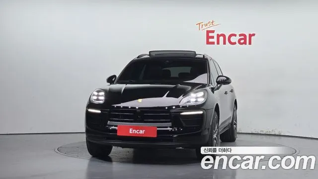 Porsche Macan 2024 thumb 8