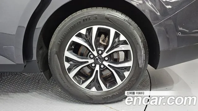 Kia Carnival 2021 thumb 6