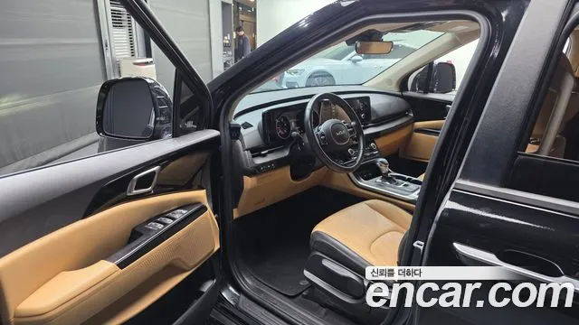Kia Carnival 2023 thumb 11
