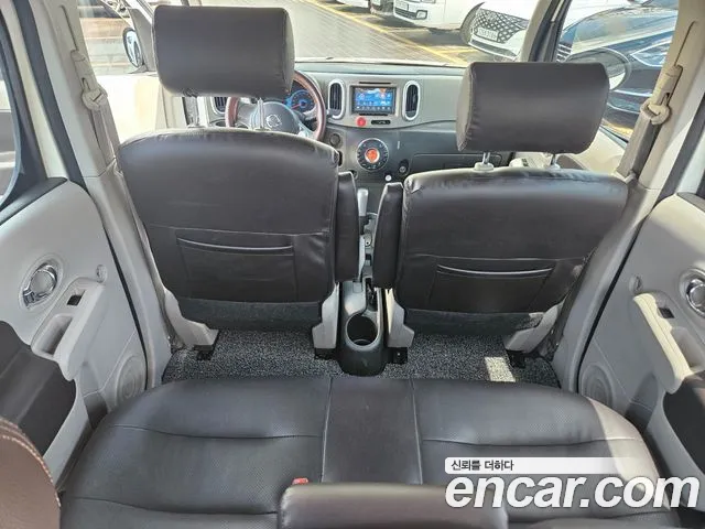 Nissan Cube 2013 thumb 12