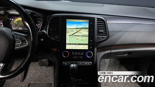 Renault SM6 2017 thumb 11