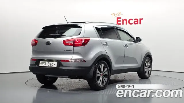 Kia Sportage 2010 thumb 2