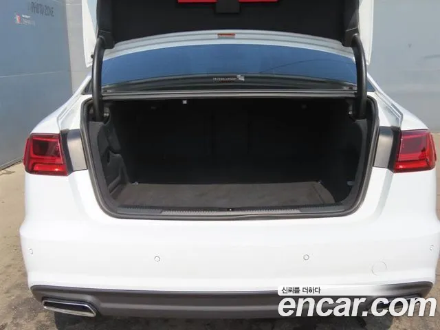 Audi A6 2018 thumb 10