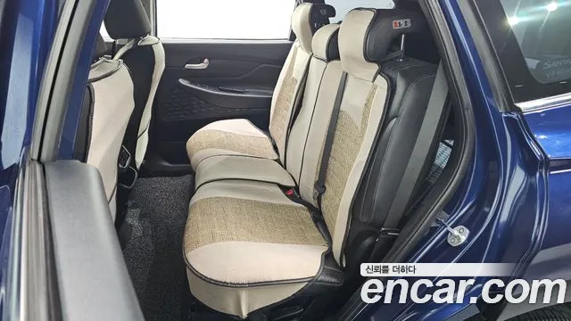 Hyundai Santa Fe 2019 thumb 4