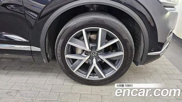 Volkswagen Touareg 2021 thumb 9