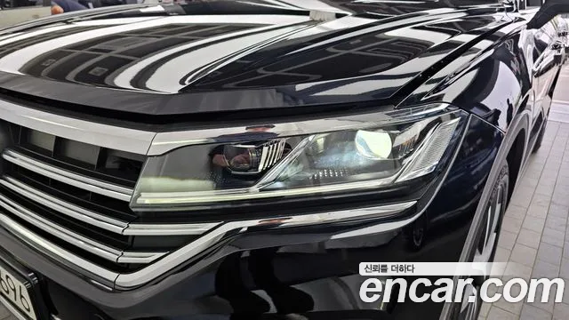 Volkswagen Touareg 2021 thumb 8