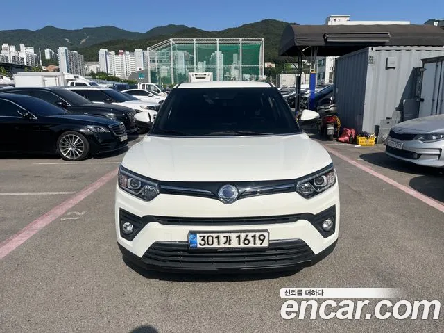 KGM Tivoli 2020 thumb 3