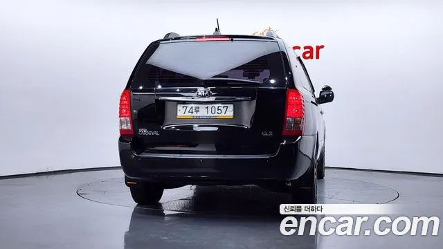 Kia Canival 2012 thumb 6