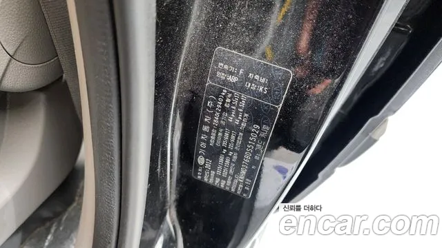 Kia Canival 2012 thumb 9
