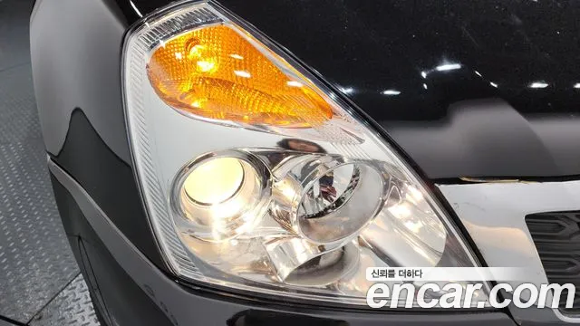 Kia Canival 2012 thumb 3
