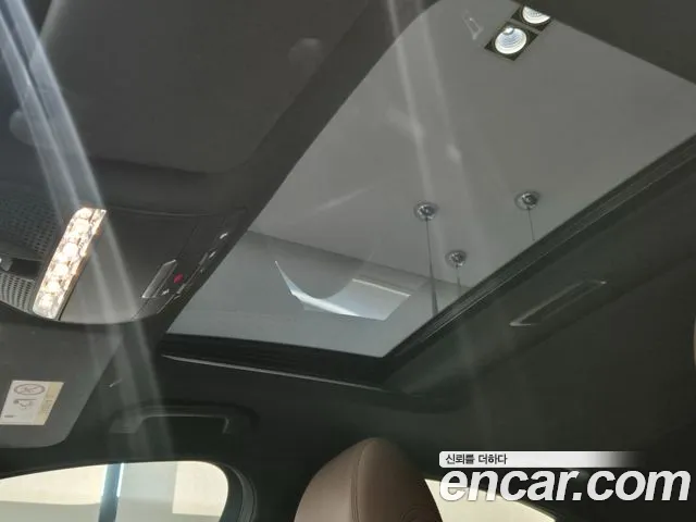 Mercedes-Benz E-Class 2021 thumb 9