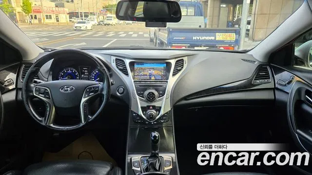 Hyundai Grandeur 2013 thumb 11