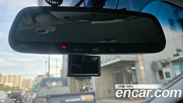 Hyundai Grandeur 2013 thumb 3