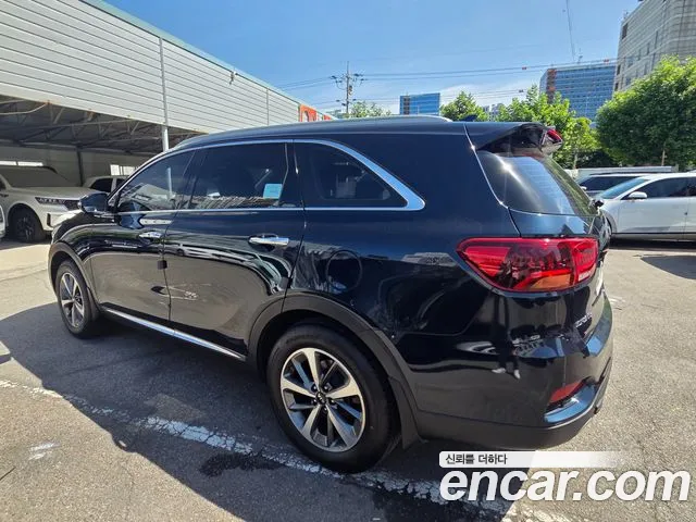 Kia Sorento 2018 thumb 5