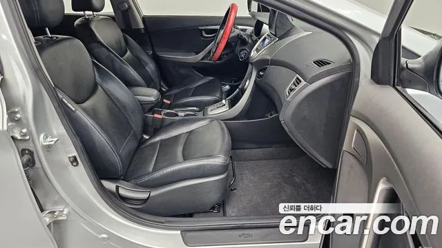 Hyundai Avante 2011 thumb 11