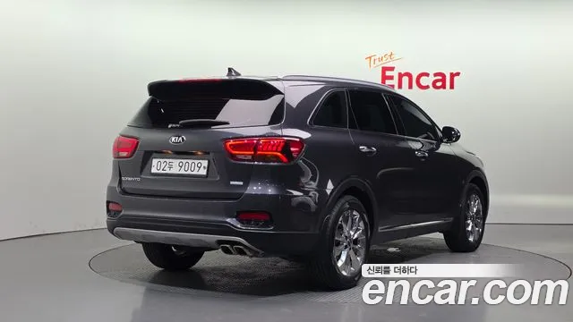 Kia Sorento 2017 thumb 12