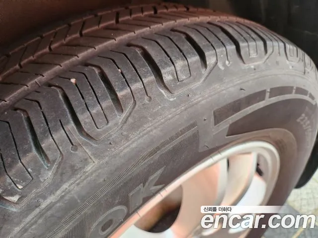 Kia Canival 2013 thumb 7
