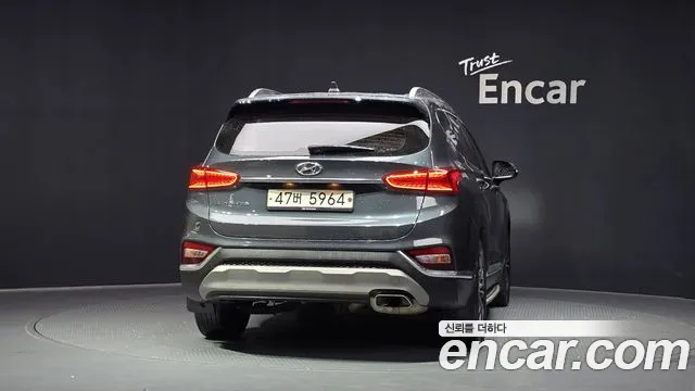 Hyundai Santa Fe 2019 thumb 2