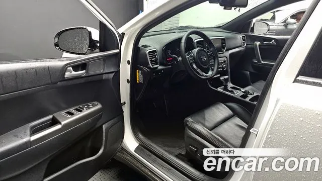 Kia Sportage 2018 thumb 5