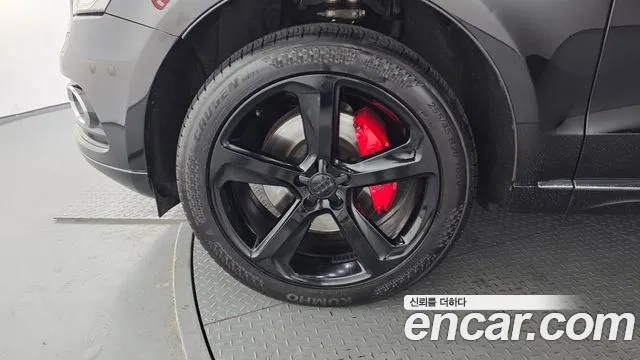 Audi Q5 2016 thumb 6