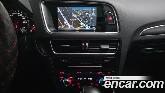 Audi Q5 2016 thumb 8