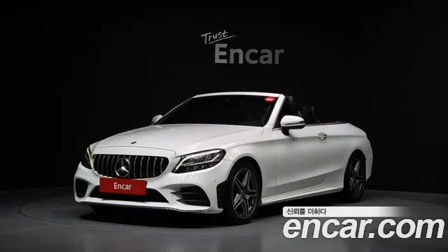Mercedes-Benz C-Class 2019 thumb 12
