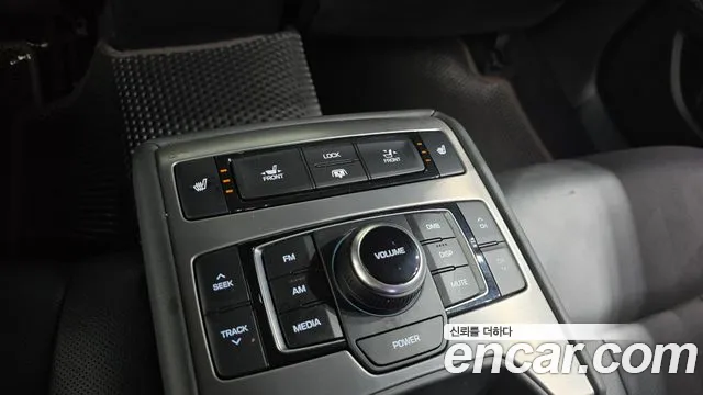 Hyundai Genesis 2014 thumb 6