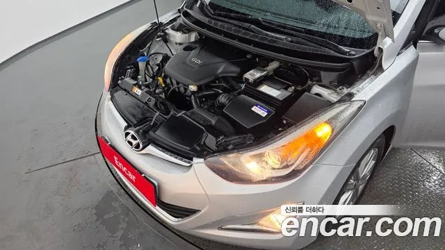 Hyundai Elantra 2013 thumb 9
