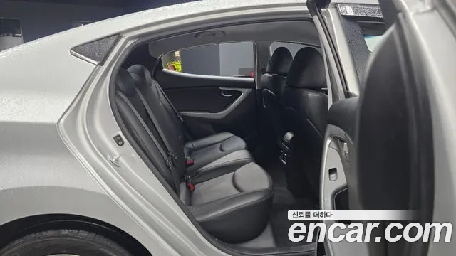 Hyundai Elantra 2013 thumb 2