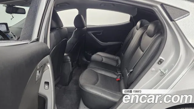 Hyundai Elantra 2013 thumb 3