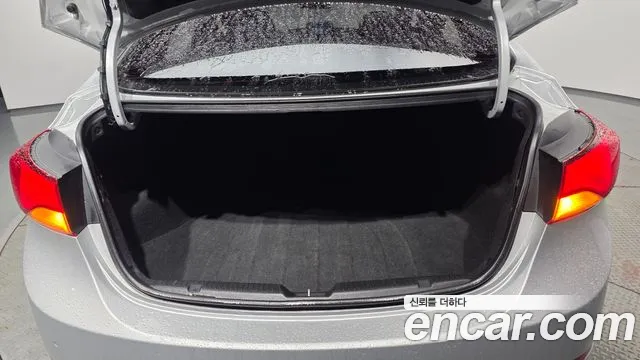Hyundai Elantra 2013 thumb 7