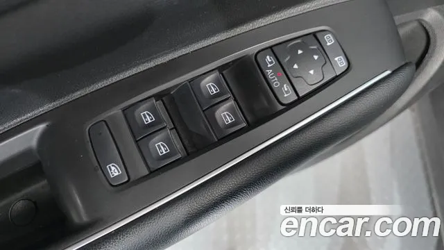 Renault QM6 2021 thumb 10