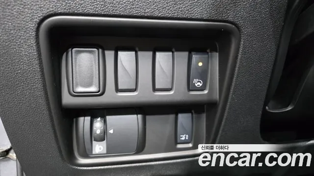 Renault QM6 2021 thumb 11