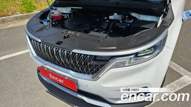 Kia Carnival 2021 thumb 7