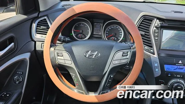 Hyundai Санта Фе 2013 thumb 6