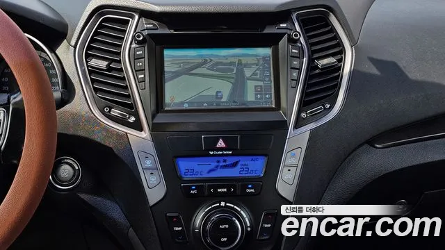 Hyundai Санта Фе 2013 thumb 2