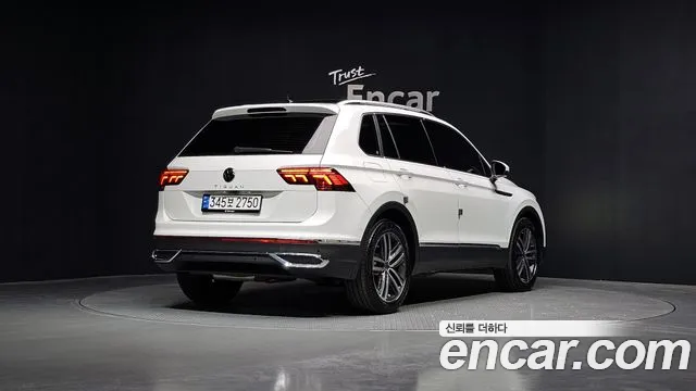 Volkswagen Tiguan 2024 thumb 3