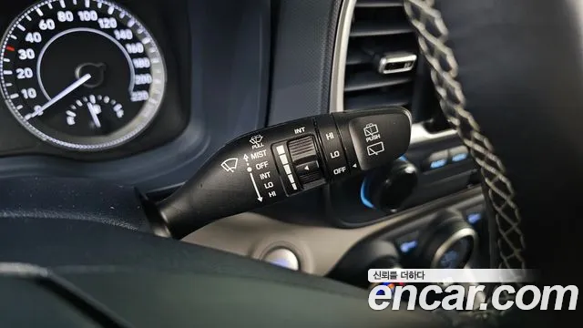 Hyundai Venue 2021 thumb 6
