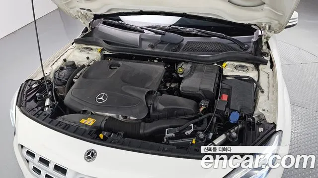 Mercedes-Benz A-Класс 2018 thumb 3