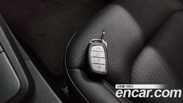 Hyundai AD 2015 thumb 3
