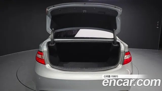 Hyundai Grandeur 2012 thumb 3