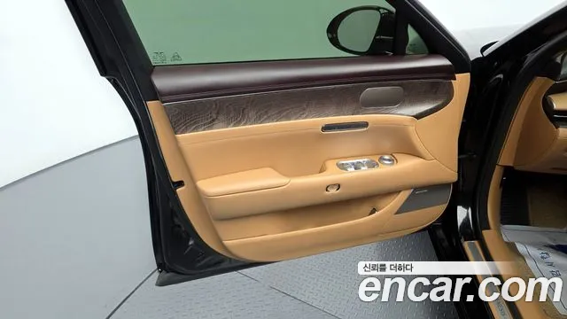 Genesis G90 2023 thumb 3