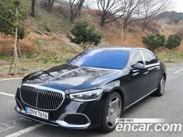 Mercedes-Benz S-Class 2023 thumb 8
