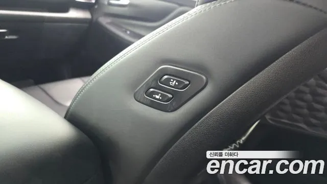 Hyundai Santa Fe 2022 thumb 6