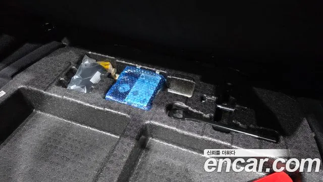 Genesis G90 2023 thumb 5